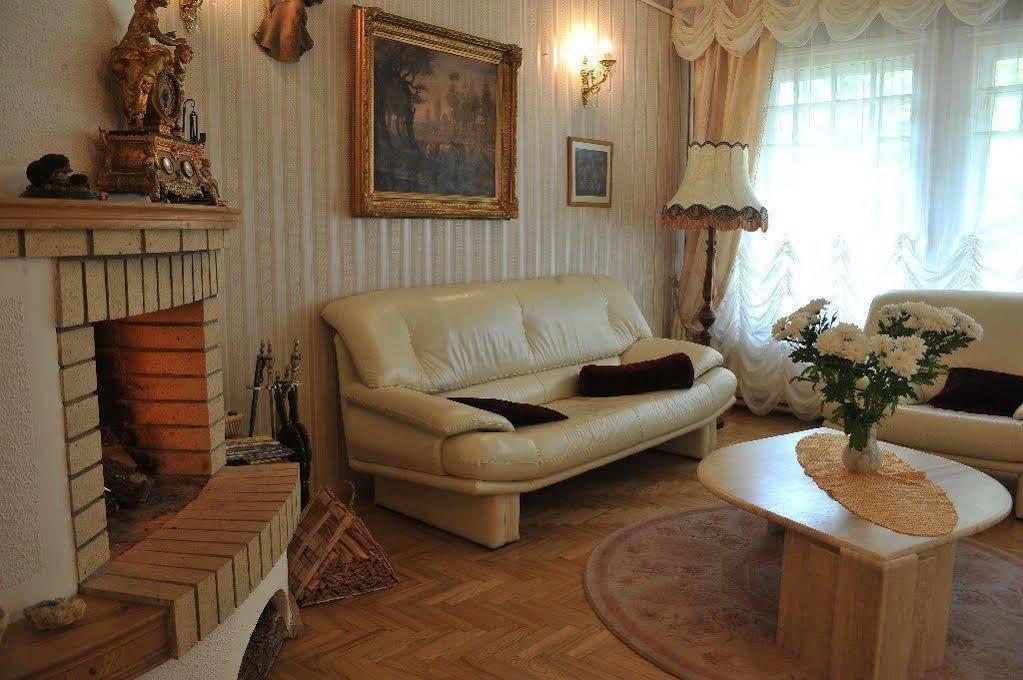Villa Leonardo Ventspils Eksteriør bilde