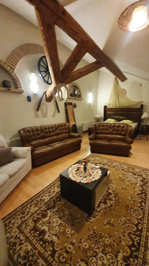 Villa Leonardo Ventspils Eksteriør bilde