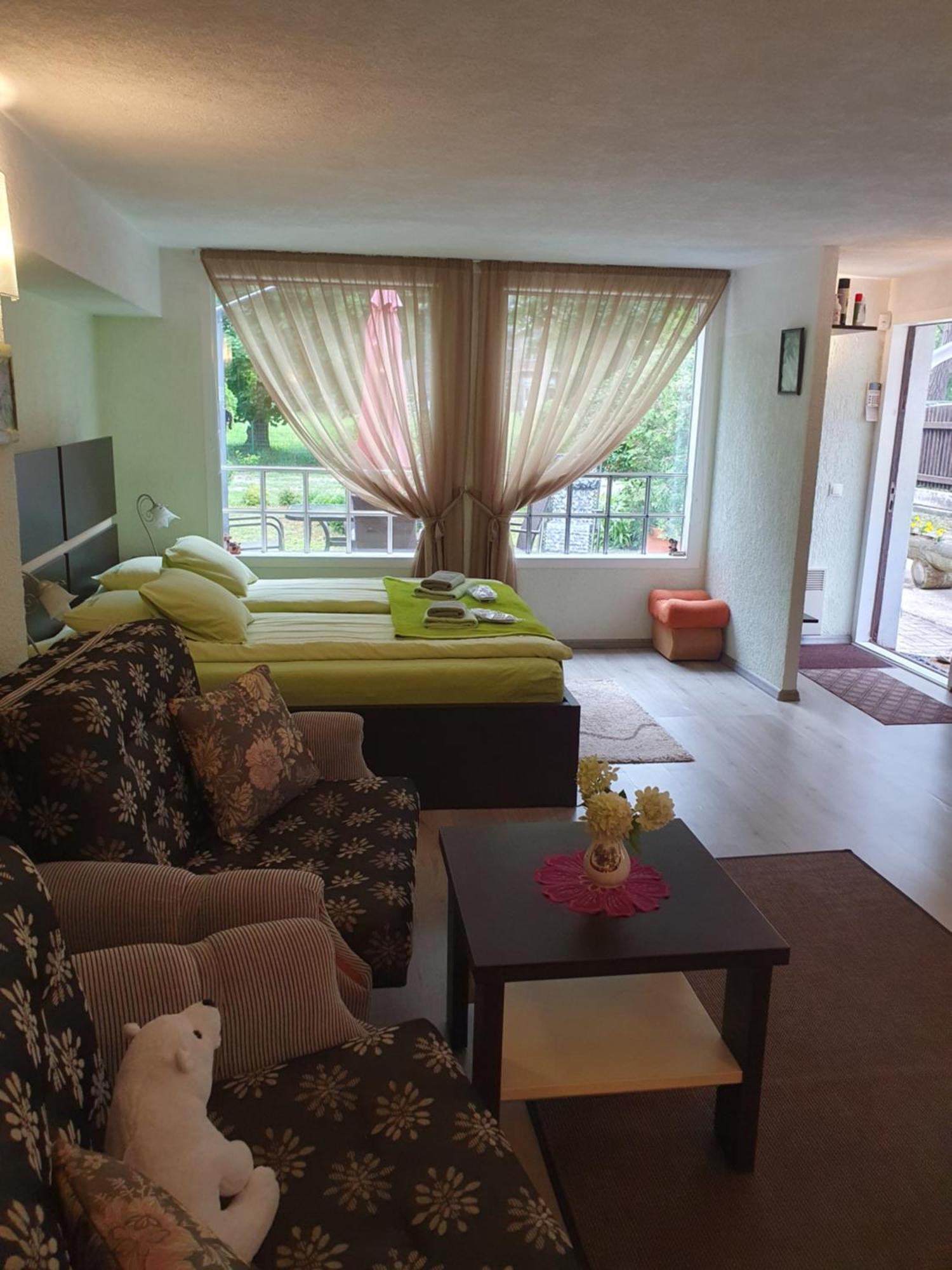 Villa Leonardo Ventspils Eksteriør bilde